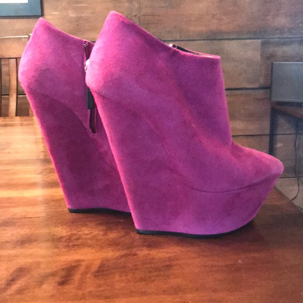 Giuseppe Zanotti PURPLE SUEDE booties